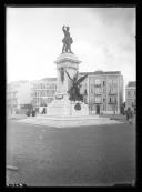 "Monumento ao duque de Saldanha."