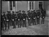 "Visita do presidente Manuel de Arriaga à Escola de Guerra."