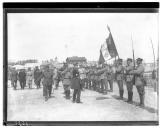 Cerimónia militar com comandante da base de Cherburgo.