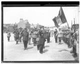 Cerimónia militar com comandante da base de Cherburgo.