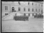 "Quartel dos marinheiros, exercícios de ginástica."