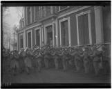 Desfile militar junto às instalações do CEP.