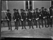 "Visita do presidente Manuel de Arriaga à Escola de Guerra.".