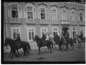 "Palácio das Necessidades: cavalaria desfilando."