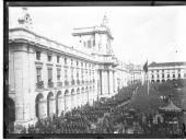 "Revista naval. Desfile de marinheiros."