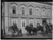 "Palácio das Necessidades: cavalaria desfilando."