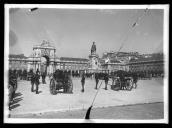 "Salvas no Terreiro do Paço."