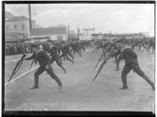 "Quartel dos marinheiros, exercícios de ginástica."