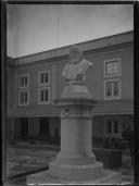 "Museu e Artilharia, estátua de D. Manuel I."