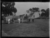 "Aviação no hipódromo."