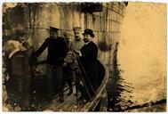 General Tamagnini de Abreu e Silva comandante do Corpo Expedicionário Português em França e Afonso Costa embarcando num navio