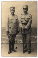 Fotografia de Eduardo Augusto da Costa Braklamy e de Pereira Coutinho, tenentes-coronéis de Infantaria do Corpo Expedicionário Português em França
