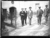 "Regresso a Portugal dos oficiais portugueses que foram presos pelos alemães em Naulila."